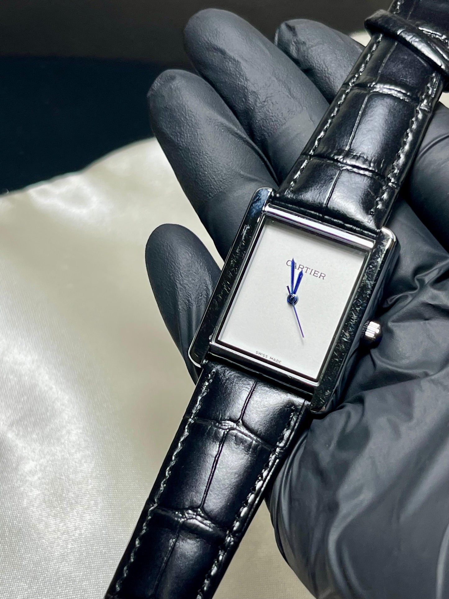 Tank Watch – Black Leather Strap